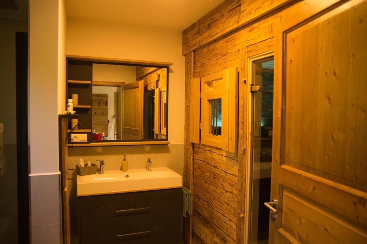 Am Oelberg Mit Badefass Und Altholzsauna Chalet