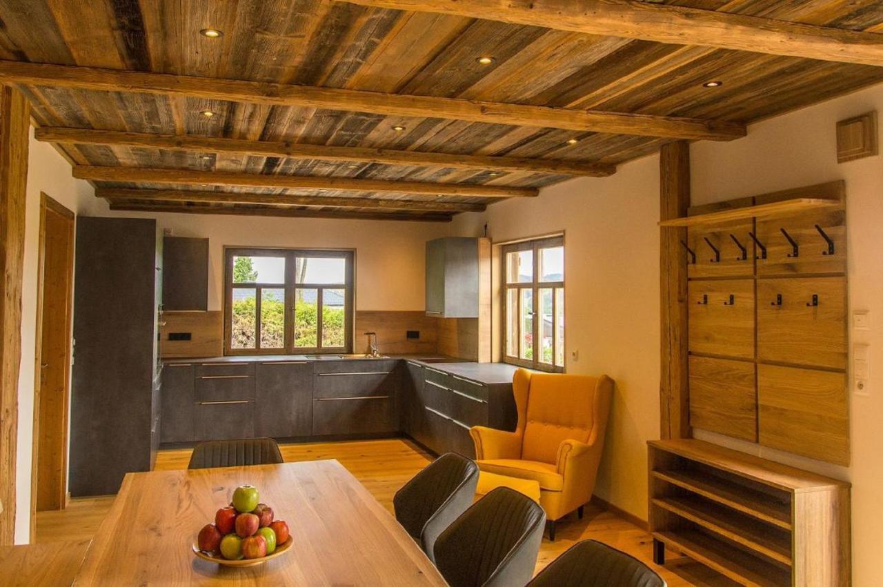 Am Oelberg Mit Badefass Und Altholzsauna Chalet