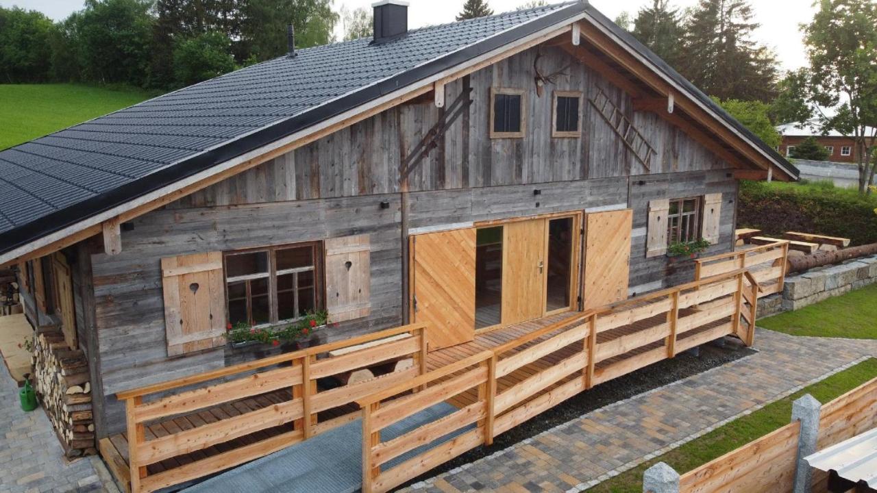 Am Oelberg Mit Badefass Und Altholzsauna Chalet *